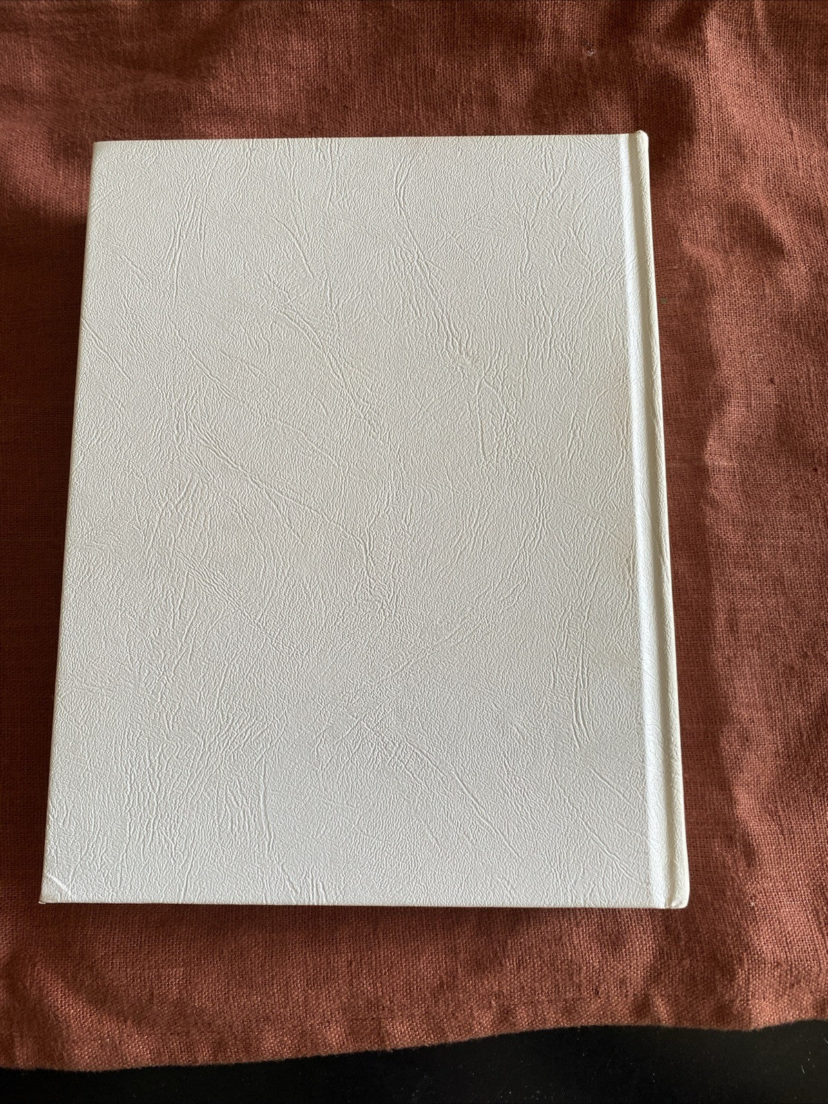 Livre William B M. - Théâtre - Édition Rombaldi - Nobel 1923