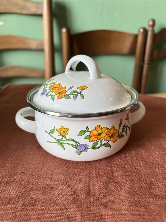 Petite Cocotte En Email