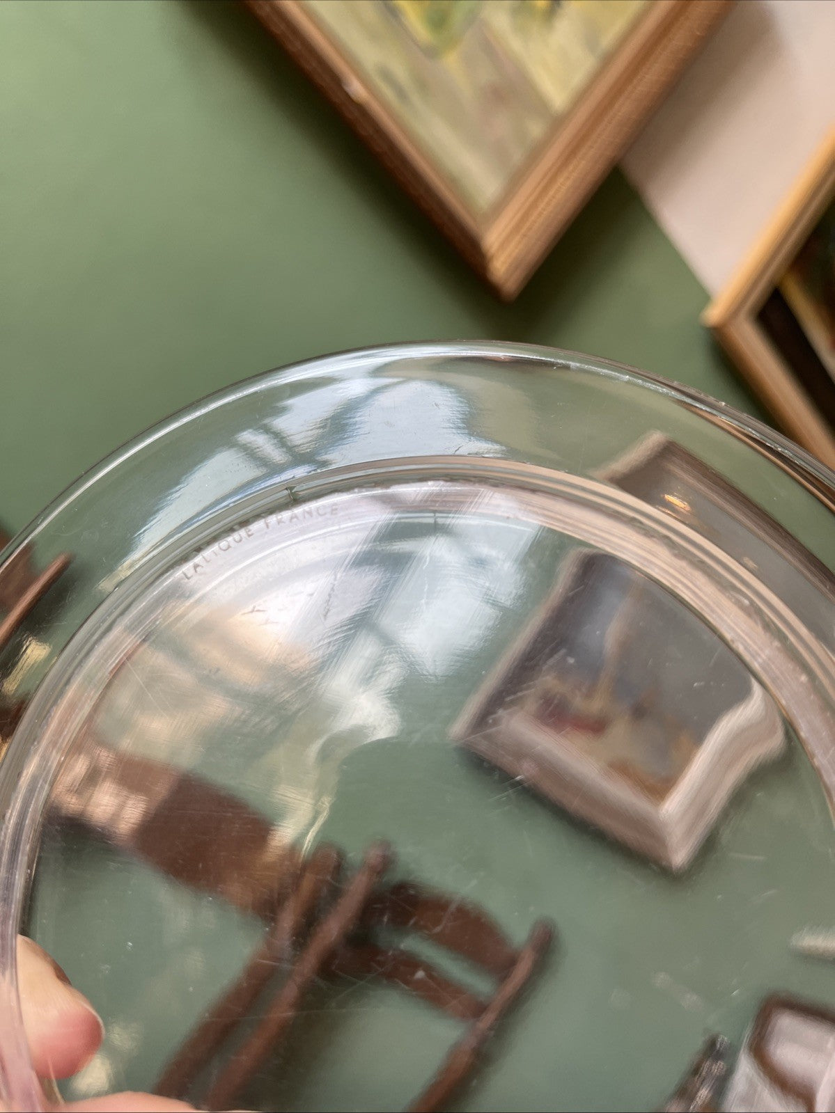 Paire De Deux Petites Assiettes Lalique À Décor De Feuilles