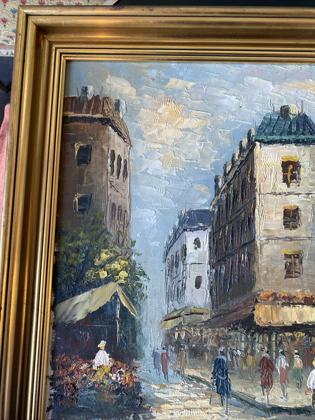 Tableau signé Caroline Burnett – Scène de rue parisienne – Huile impressionniste