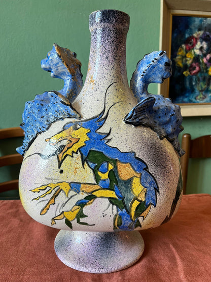 Grand vase zoomorphe céramique émaillée décor dragons stylisés