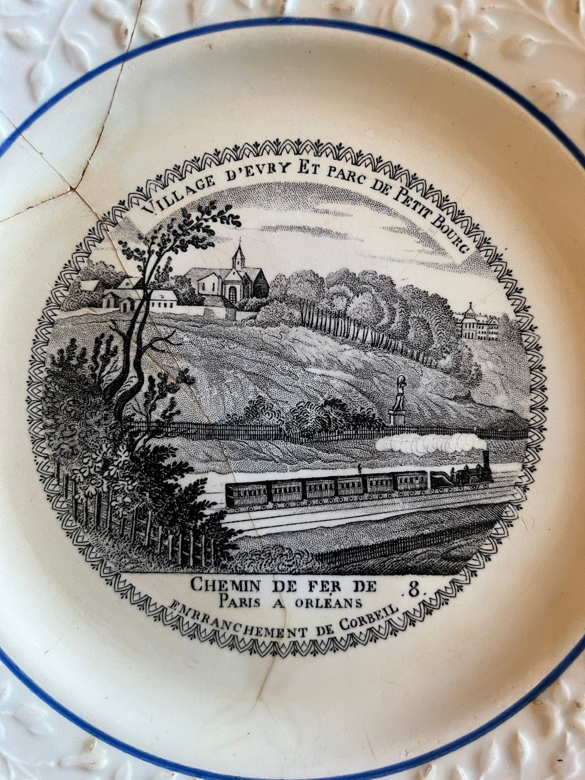 Assiette ancienne terre de fer chemin de fer Paris Orléans – Évry Corbeil XIXe