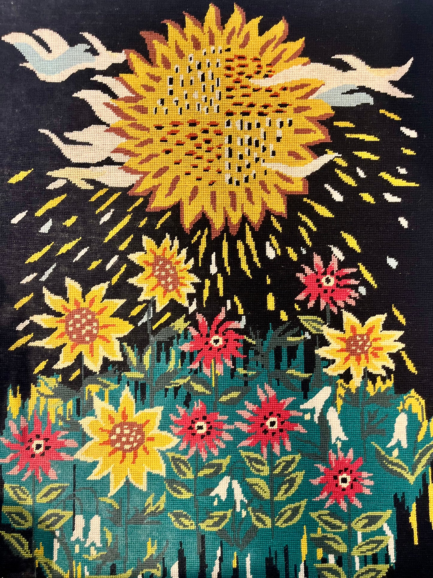 canevas vintage tournesols et oiseaux, broderie murale années 70