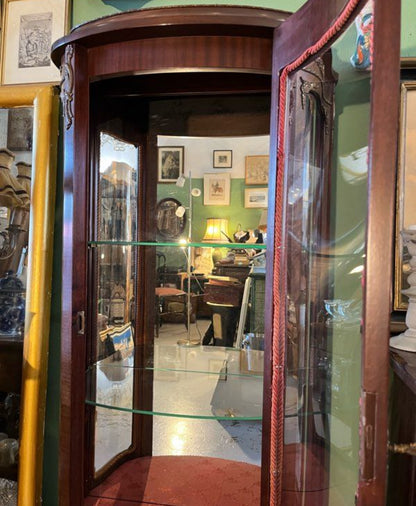 Vitrine style Louis XV