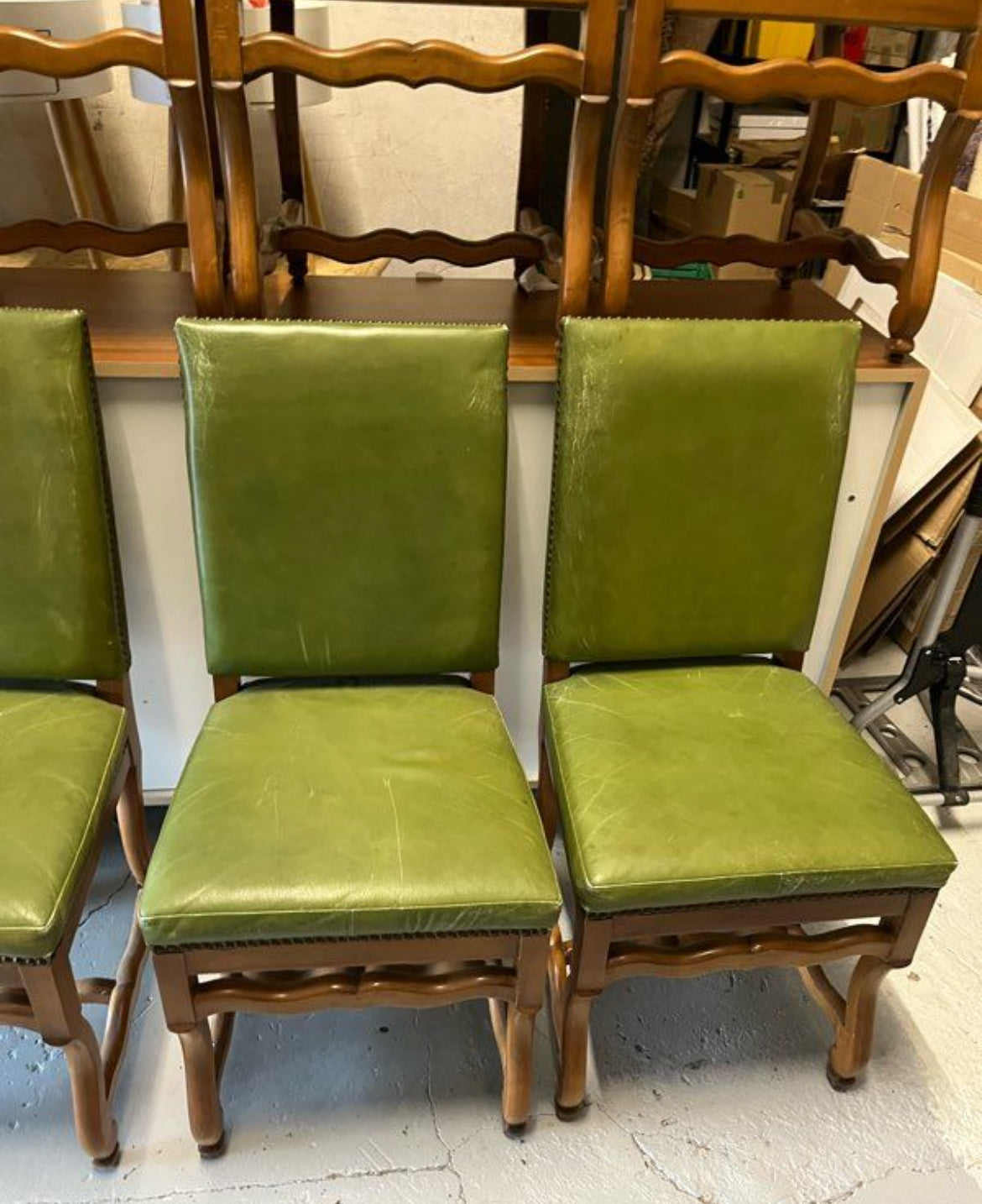 Ensemble de 6 chaises os de mouton cuir vert