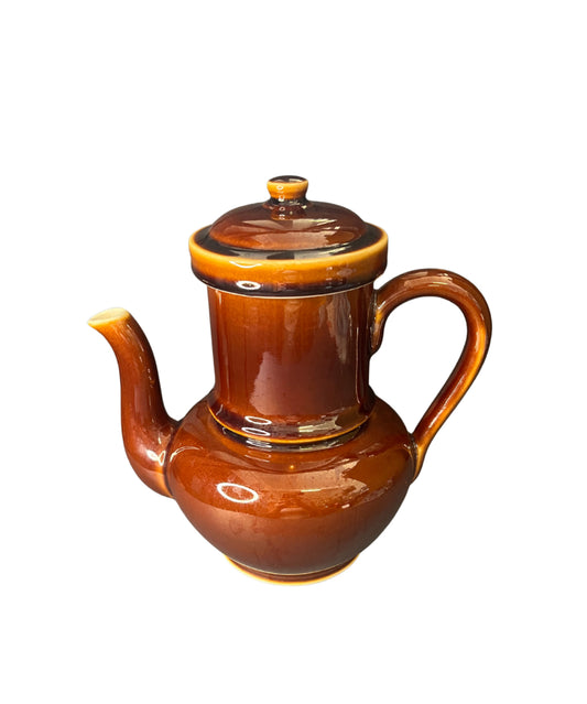 Cafetière en céramique marron