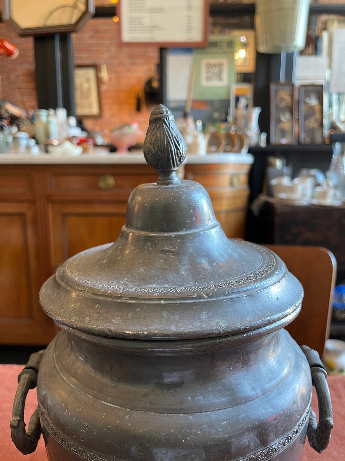 Ancienne soupière en étain