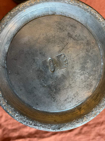 Ancienne soupière en étain