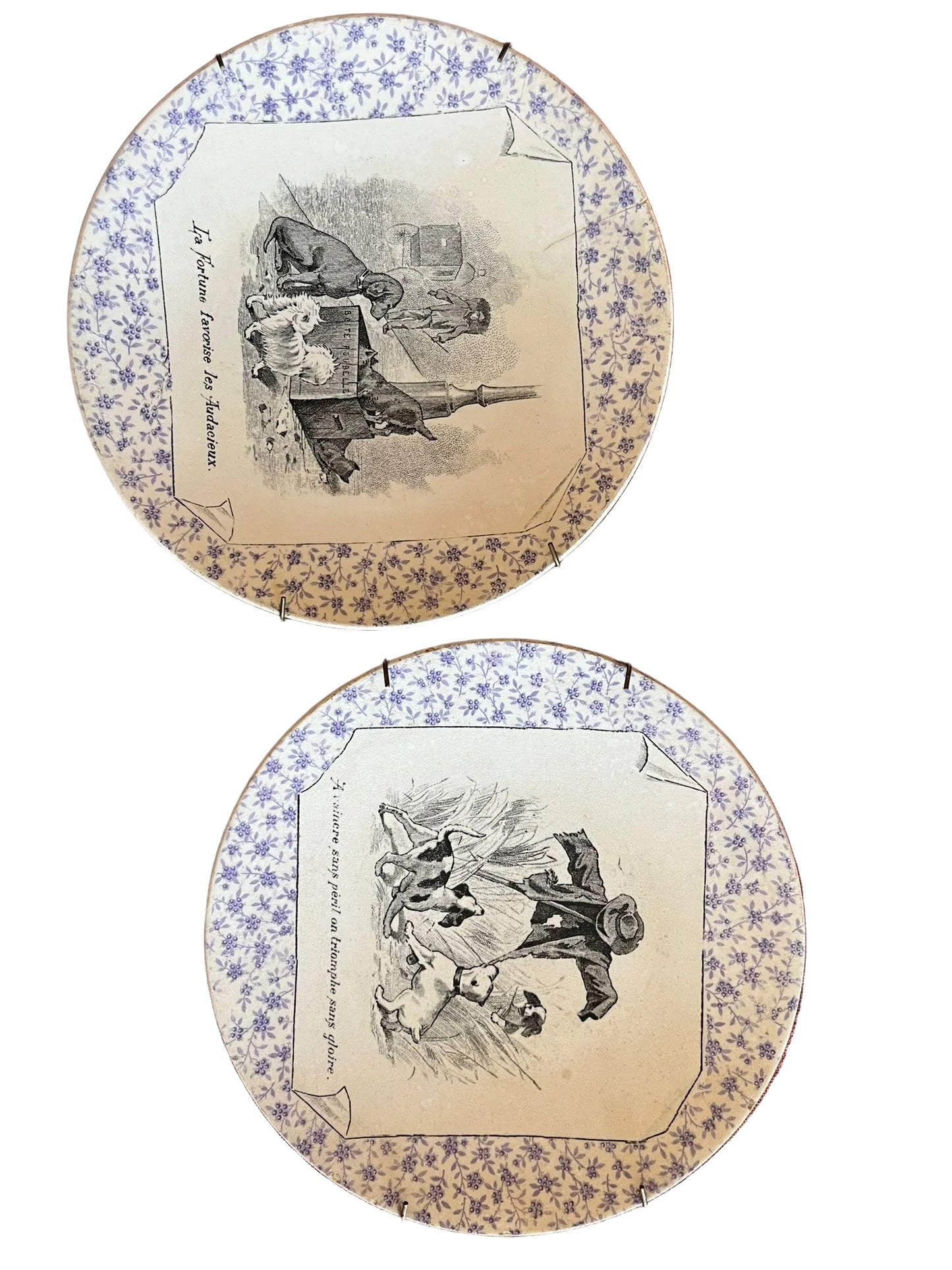 Paire d’assiettes parlantes U&C Sarreguemines Perse proverbes chiens XIXe