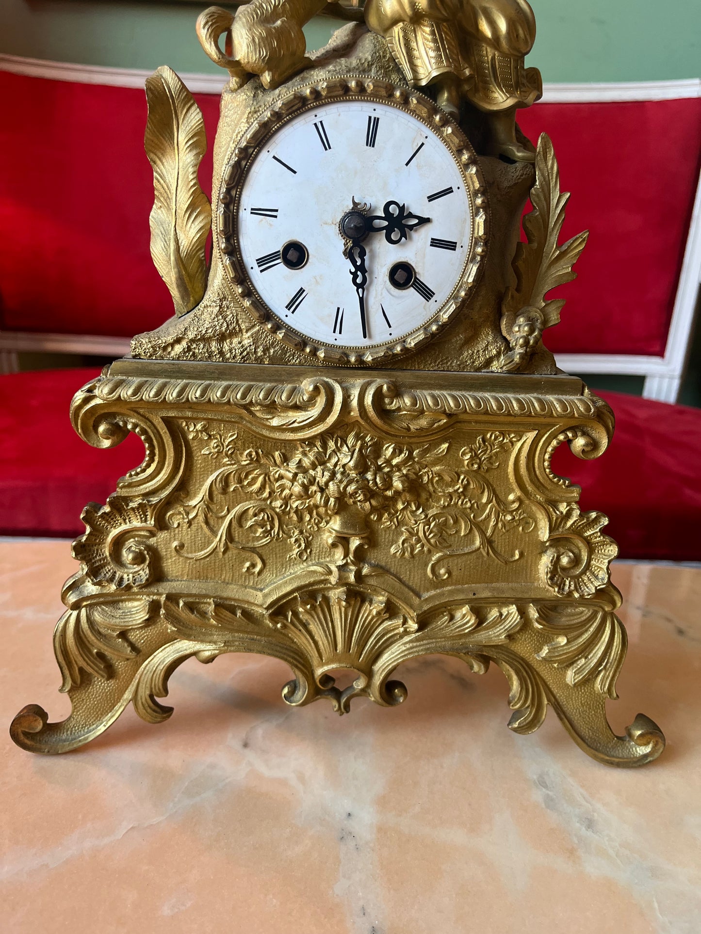 Ancienne pendule horloge en bronze doré