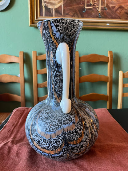 Grand pichet en verre soufflé multicolore à décor moucheté XXe