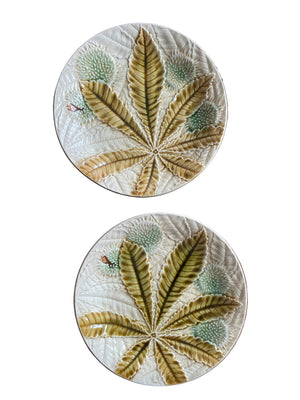 Paire assiettes barbotine Gien châtaignes feuilles faïence ancienne XIXe