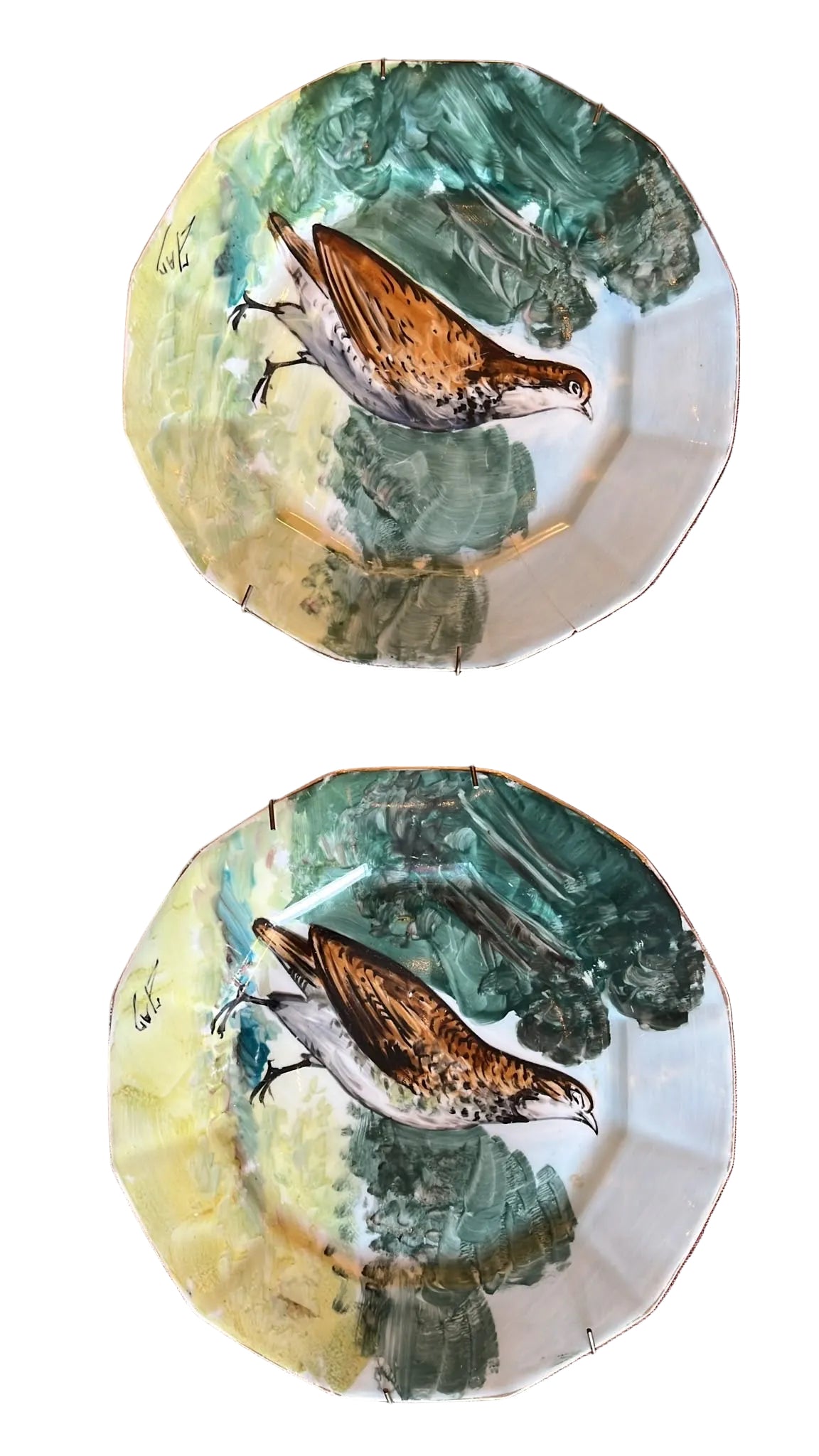 Paire assiettes Limoges peintes main oiseaux gibier signées 22,5 cm