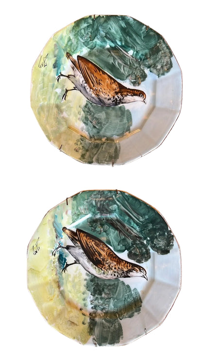 Paire assiettes Limoges peintes main oiseaux gibier signées 22,5 cm