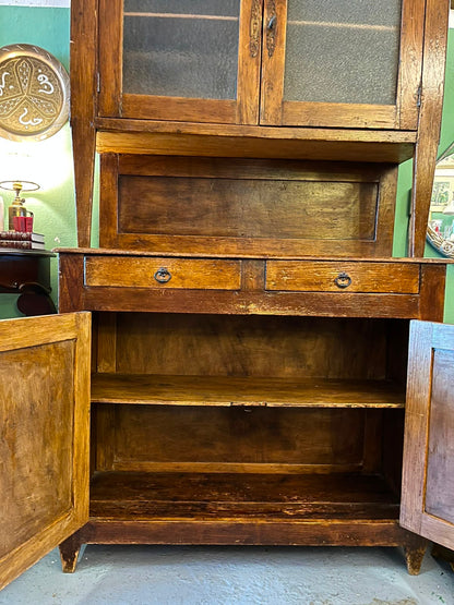 Buffet de cuisine ancien 2 corps bois massif vitré vers 1920-1940
