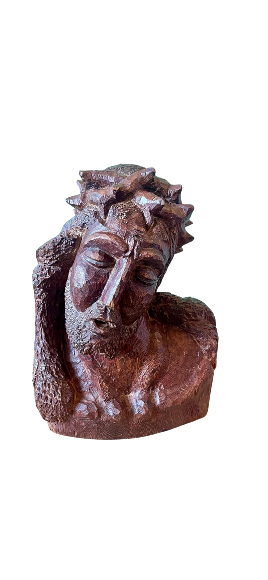 Buste du Christ en bois sculpté