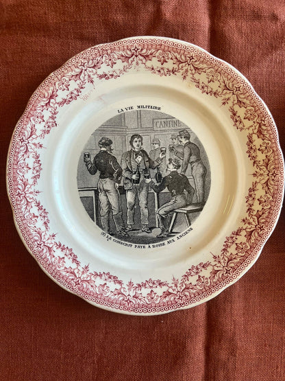 Paire d’assiettes anciennes terre de fer Sarreguemines La Vie Militaire