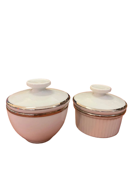 Paire de pots couverts Pillivuyt France porcelaine blanche liseré argent