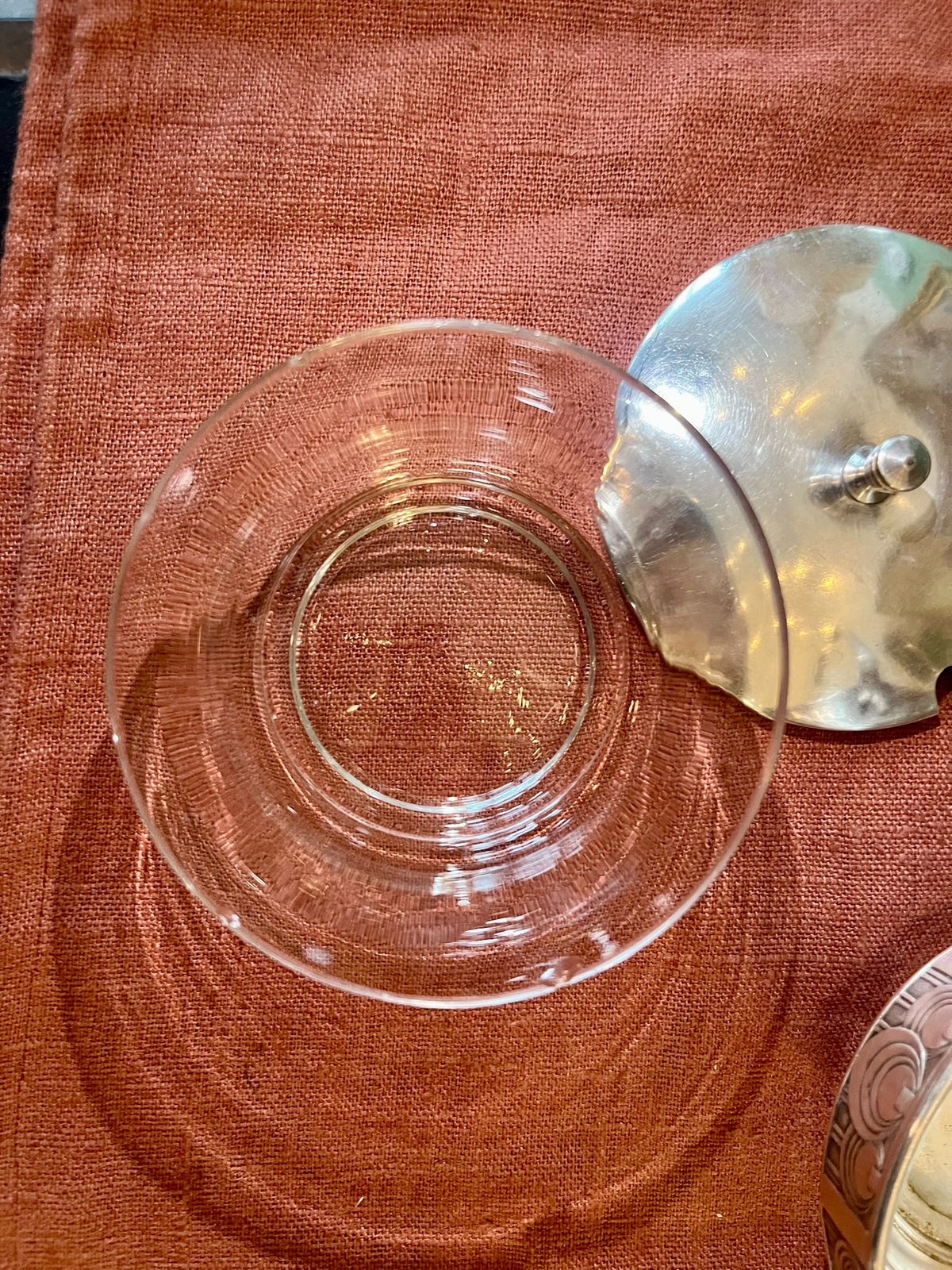 Sucrier confiturier Art déco en métal argenté et verre années 1930