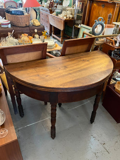 Table demi-lune extensible en bois massif