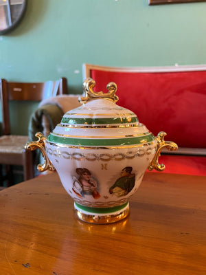 Bonbonnière Napoléon Joséphine porcelaine française couverte vintage
