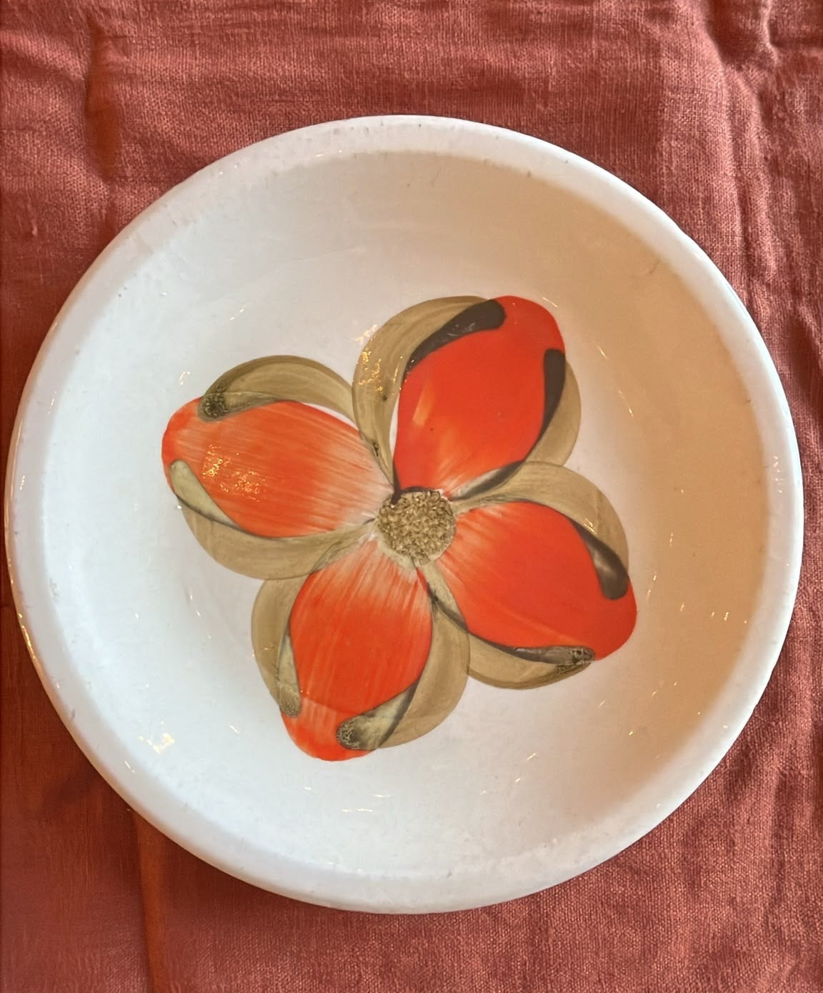 Plat mural Terragone Italie céramique fleur orange peint main vintage 25 cm