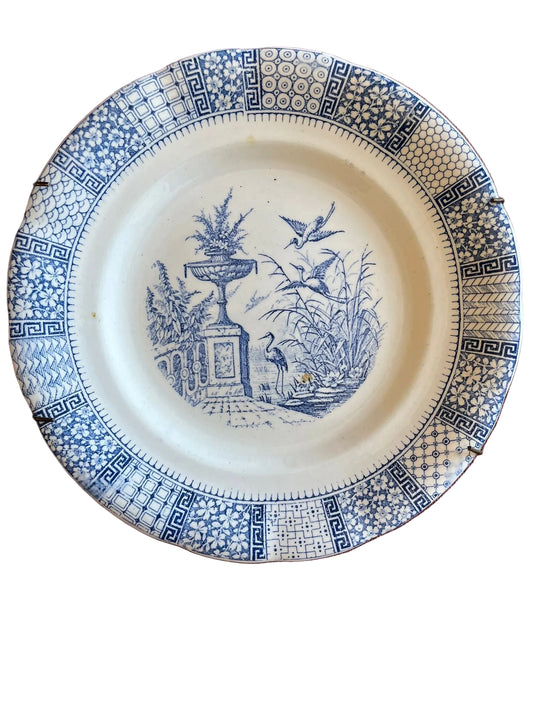 Assiette ancienne terre de fer Lunéville K&G modèle Dentelle décor japonisant bleu