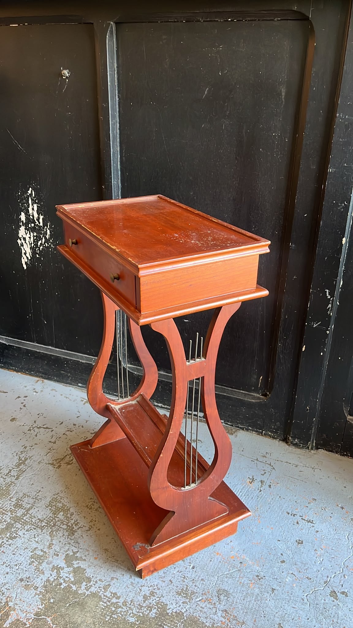 table d’appoint ancienne en bois