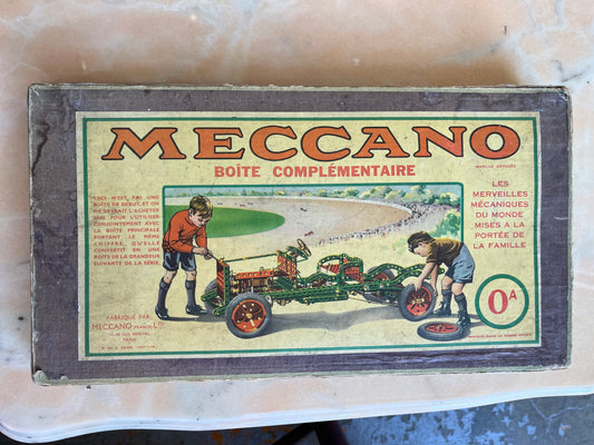 Ancienne boîte MECCANO