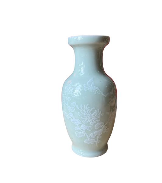 Ancien vase asiatique en porcelaine