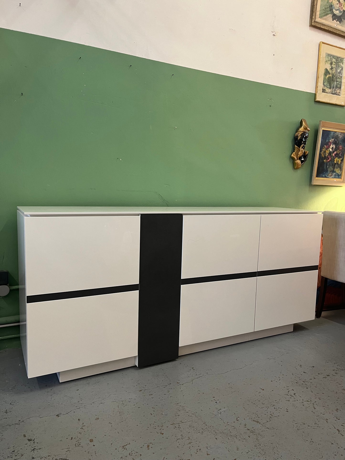 buffet moderne laqué blanc et gris