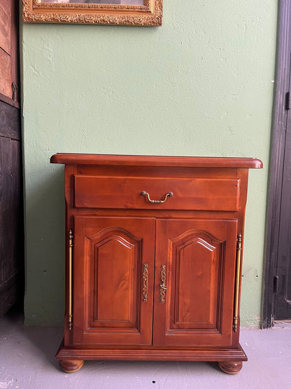 Petit buffet bas style rustique en bois massif avec tiroir
