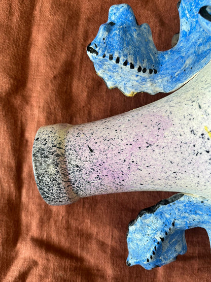 Grand vase zoomorphe céramique émaillée décor dragons stylisés