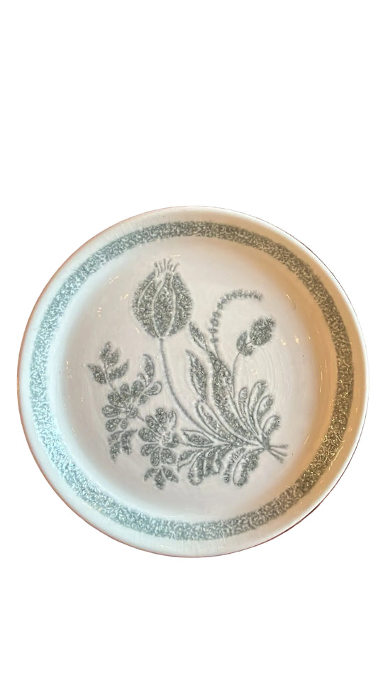 Plat céramique vintage décor pavots gris en relief 24,5 cm
