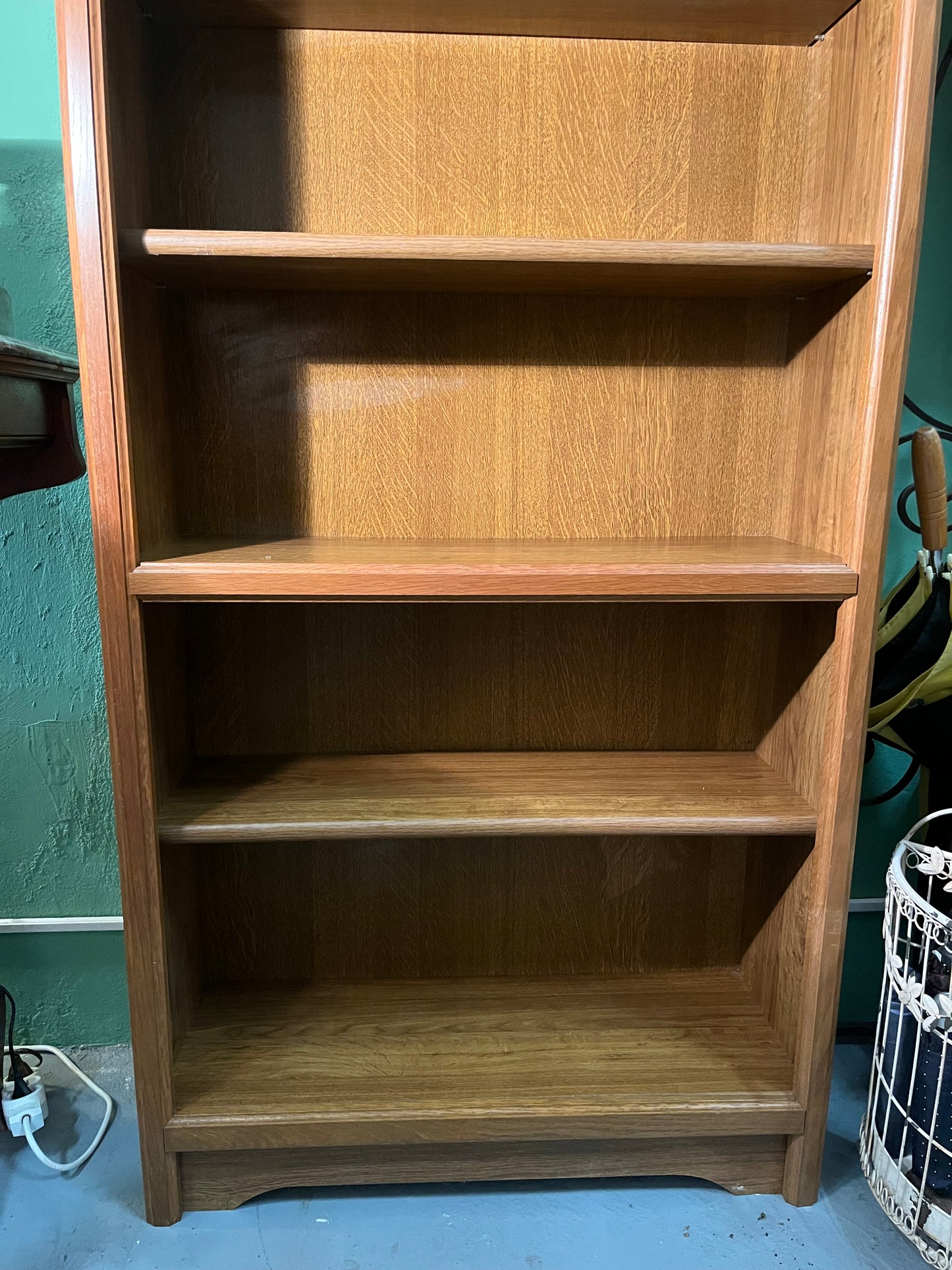 Étagères bibliothèque en bois