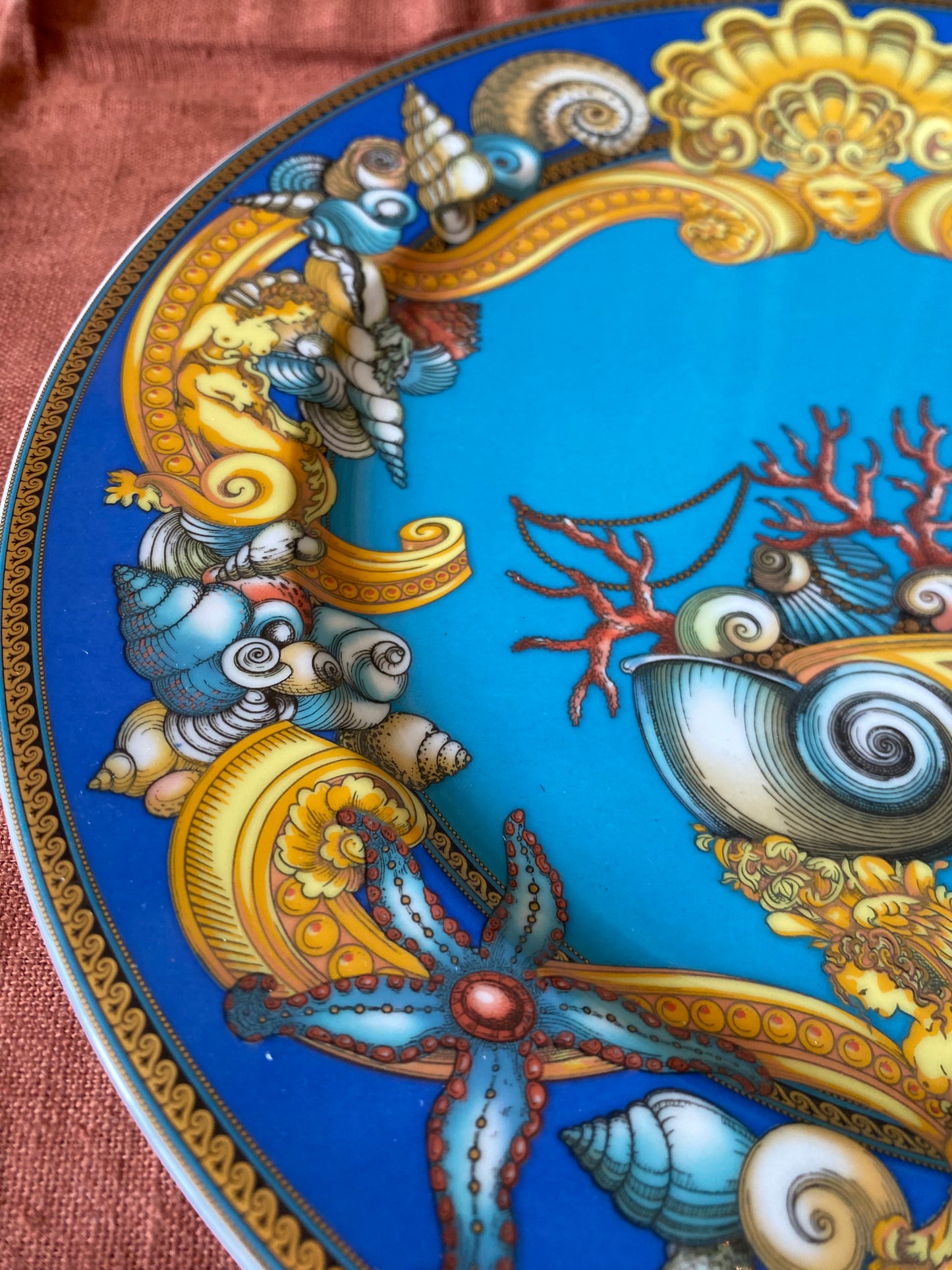 Grande Assiette Versace Rosenthal Les Trésors de la Mer 30,5 cm Medusa