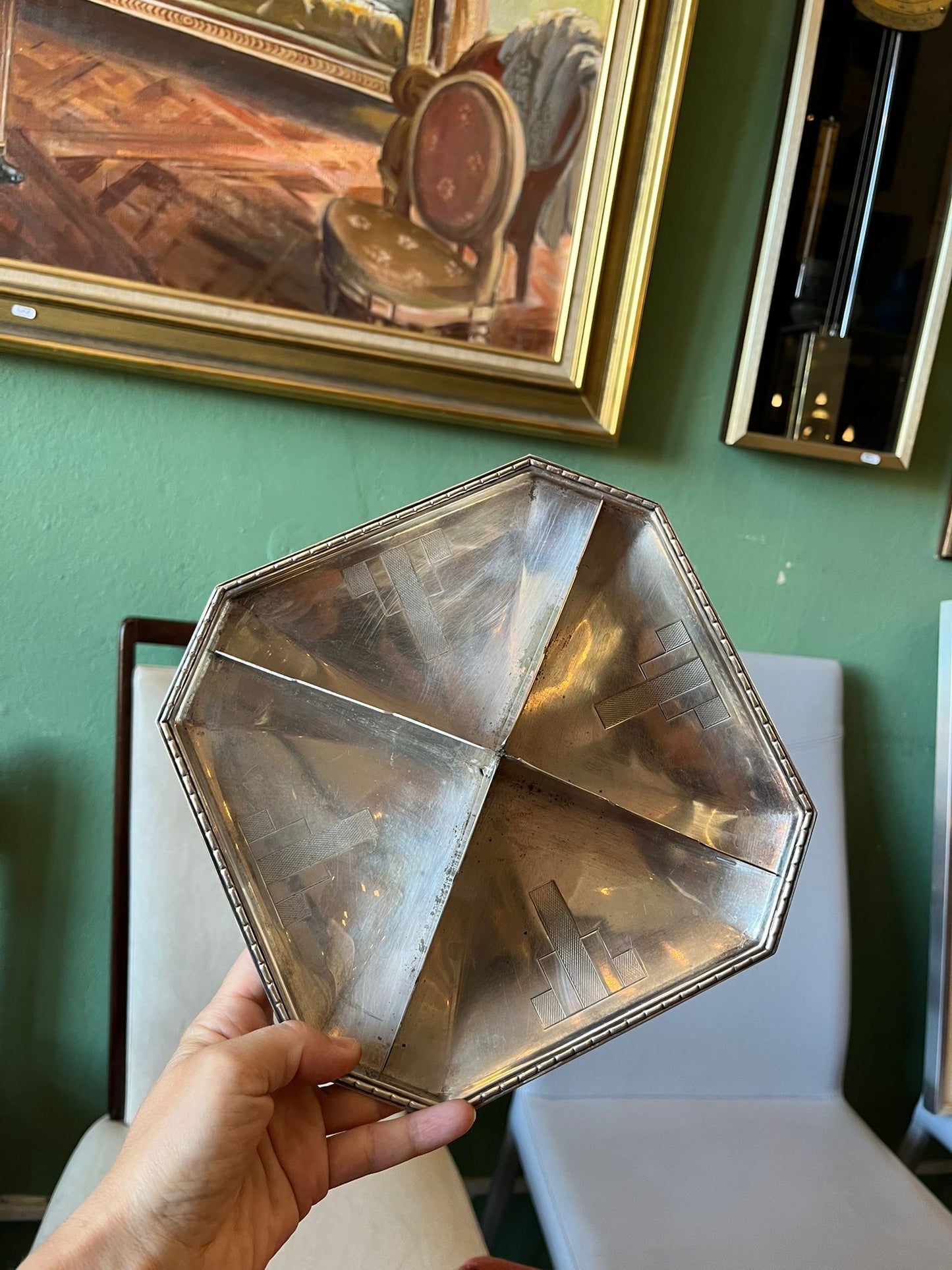 Vide-poche Art déco octogonal en métal argenté décor géométrique années 1930