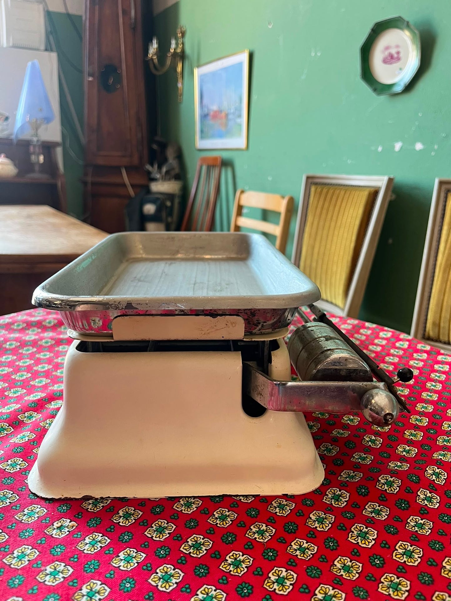 Balance ménagère Manufrance MBS 7 kg ancienne avec plateau émaillé