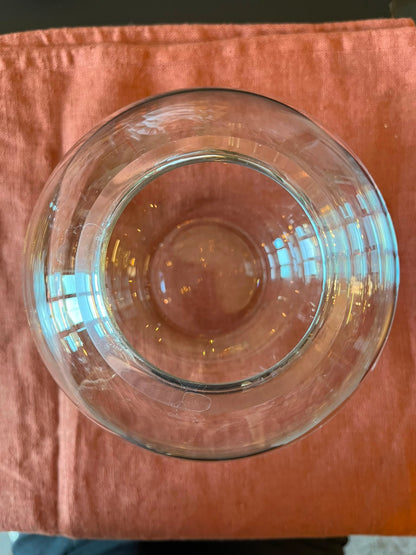 Vase boule en verre épais transparent