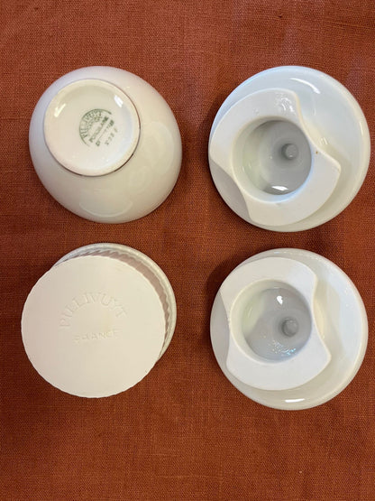 Paire de pots couverts Pillivuyt France porcelaine blanche liseré argent