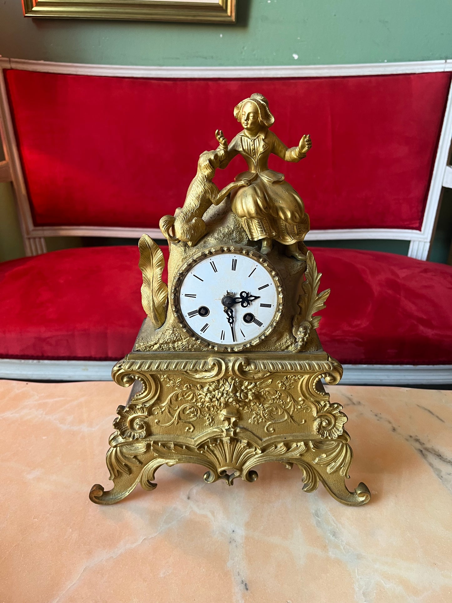 Ancienne pendule horloge en bronze doré