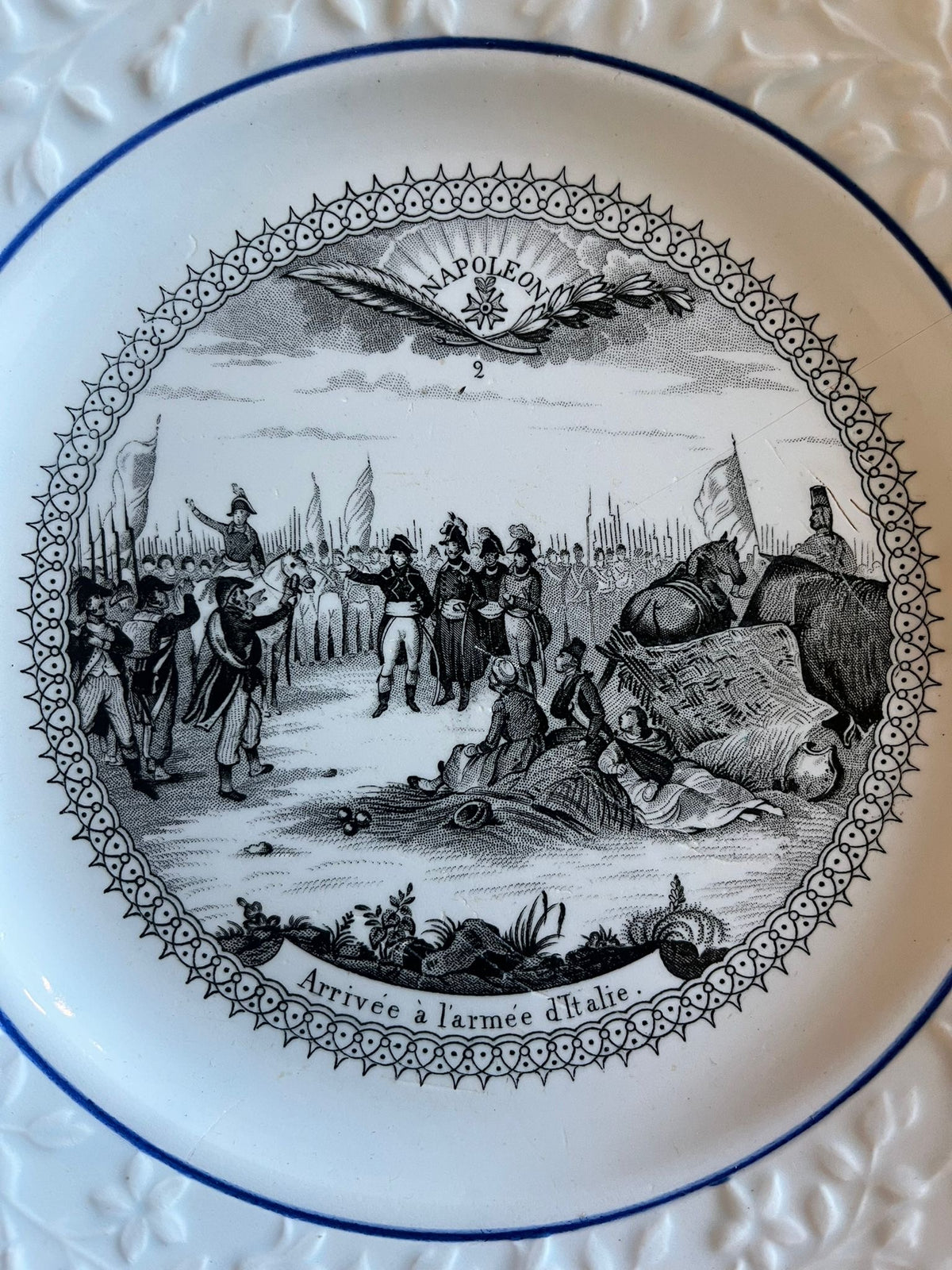 Assiette ancienne terre de fer Choisy-le-Roi Napoléon – Armée d’Italie XIXe