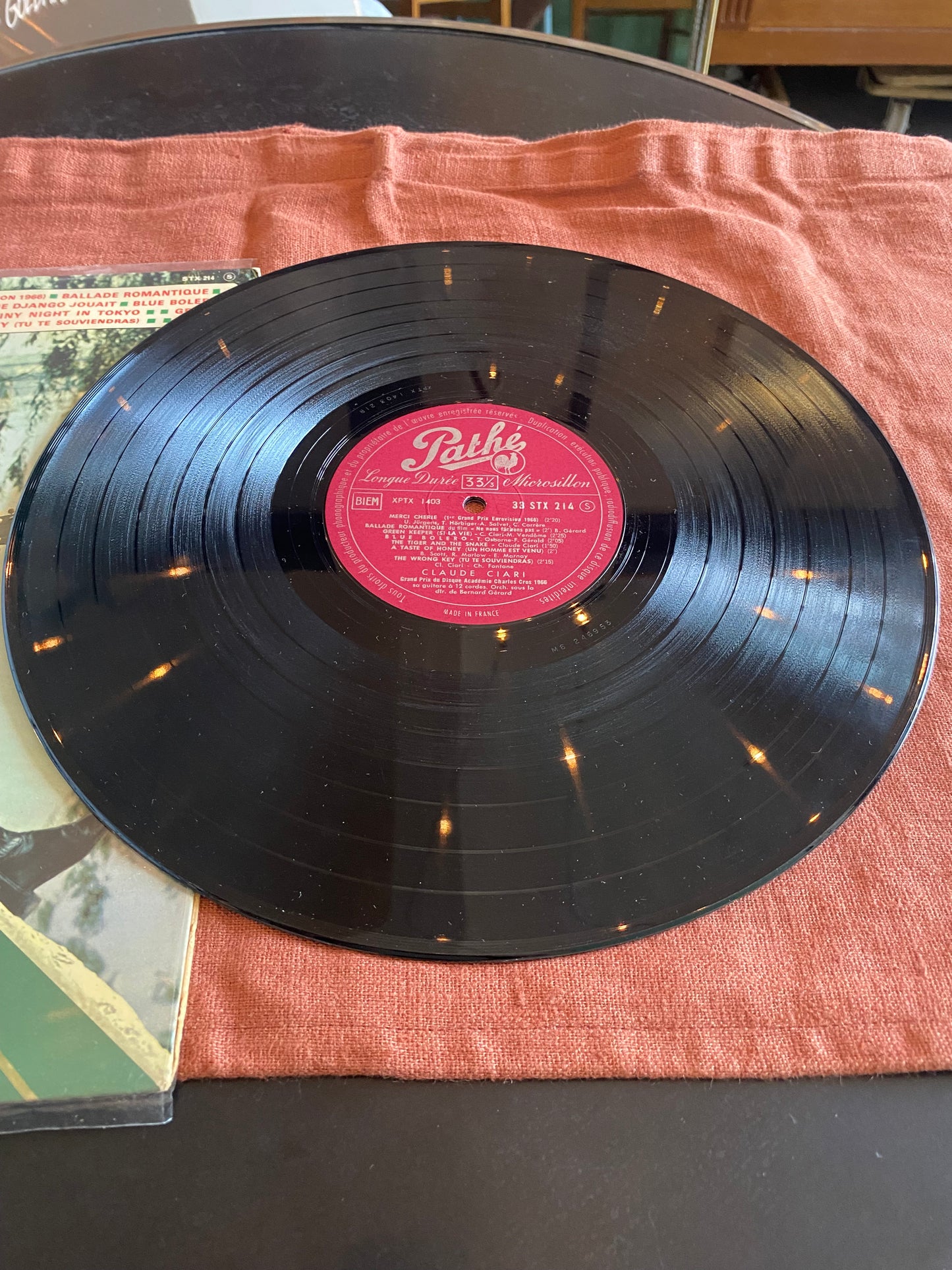 Claude Ciari – Sa Guitare à 12 Cordes (Pathé Marconi, STX 214) – LP 33 tours - vinyle -