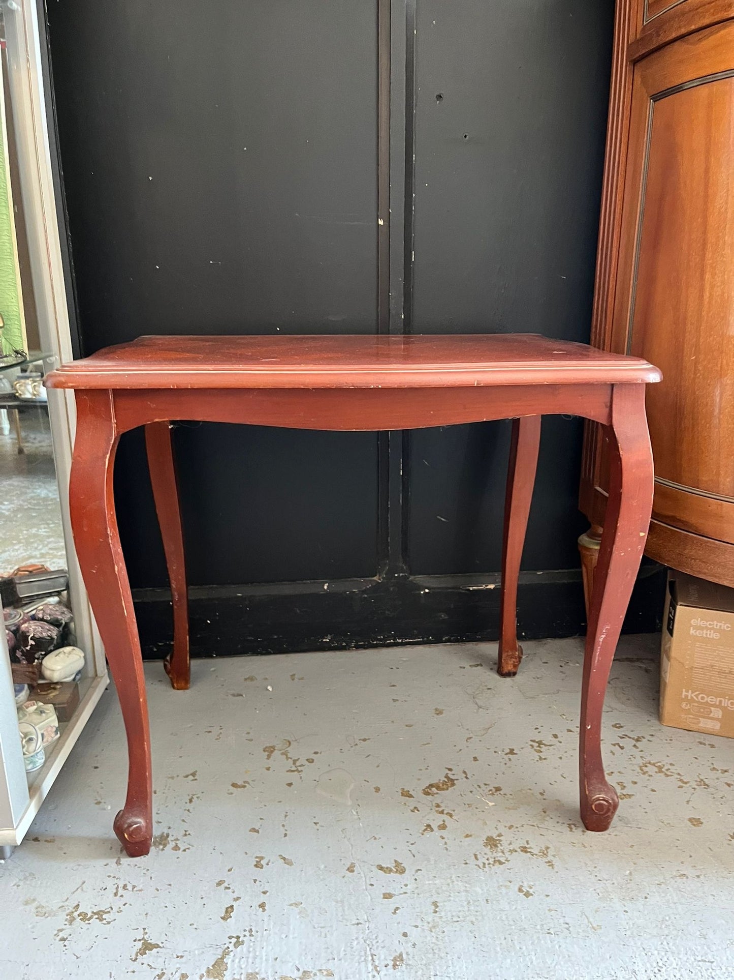 Table basse style Louis XV en bois