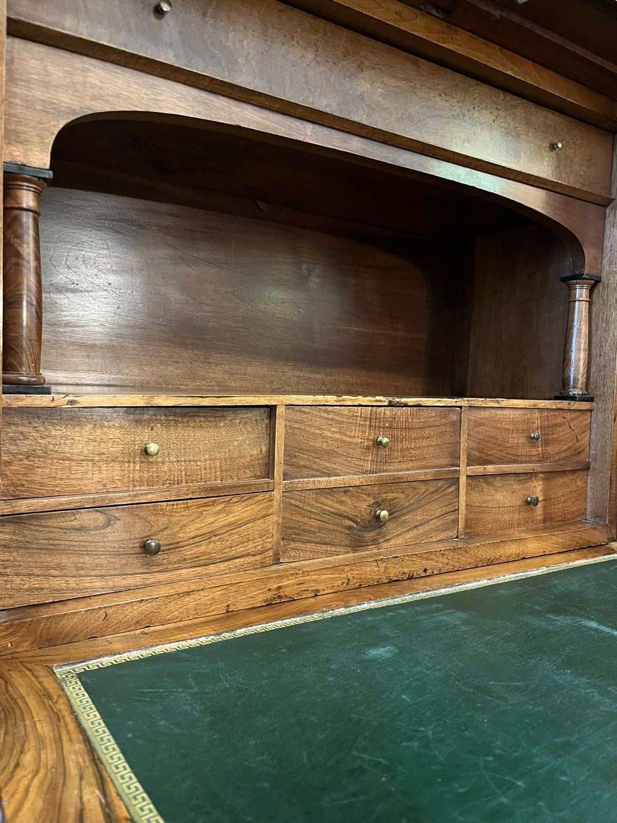 Secrétaire Louis Philippe noyer XIXe abattant bureau ancien