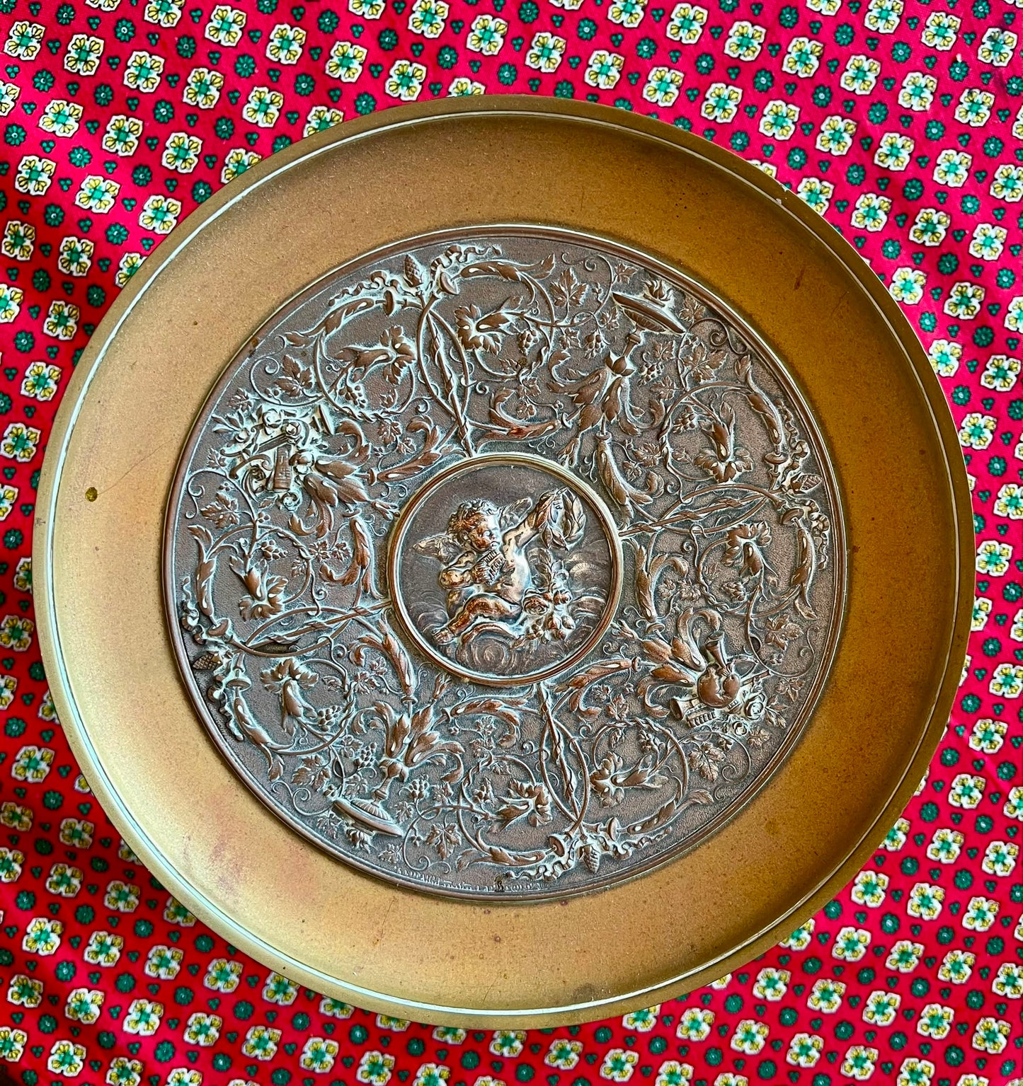 Présentoir Napoléon III signé Léopold Oudry bronze décor putti XIXe siècle