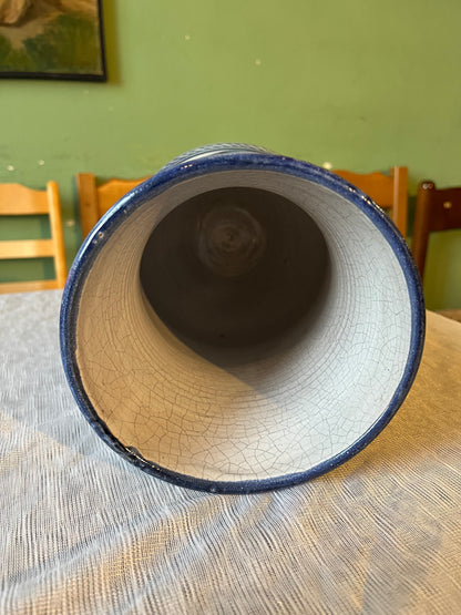 Vase en céramique bleu et blanc