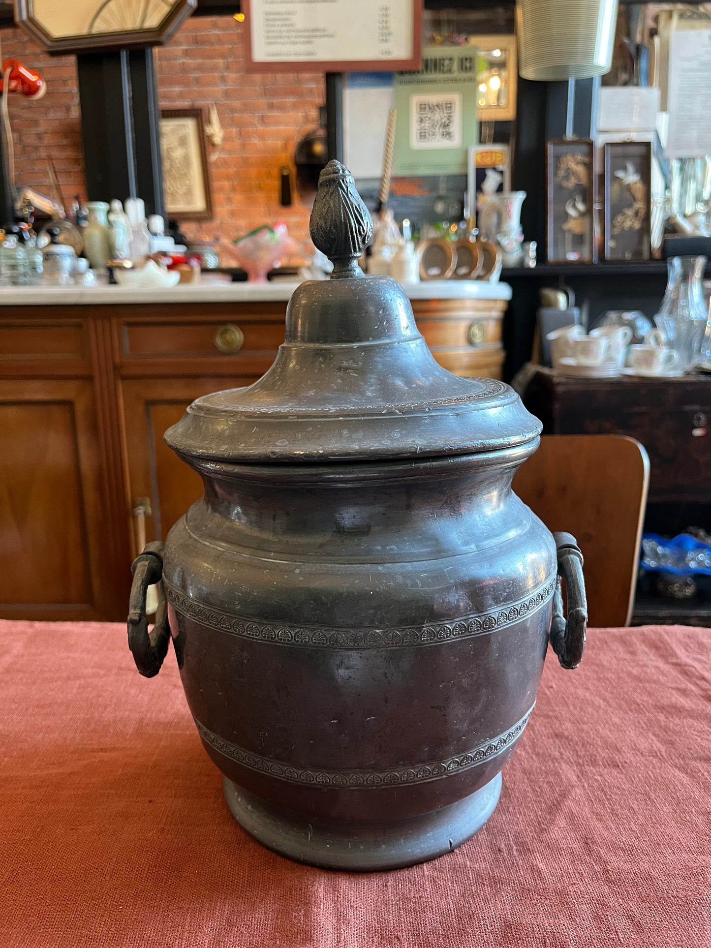 Ancienne soupière en étain