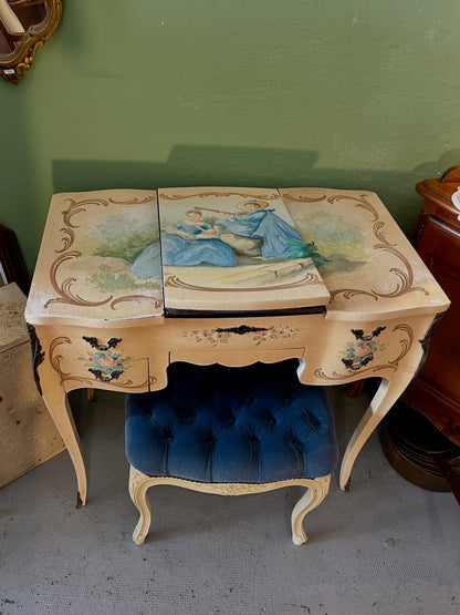 Coiffeuse style Louis XV peinte avec miroir et tabouret, XXe siècle