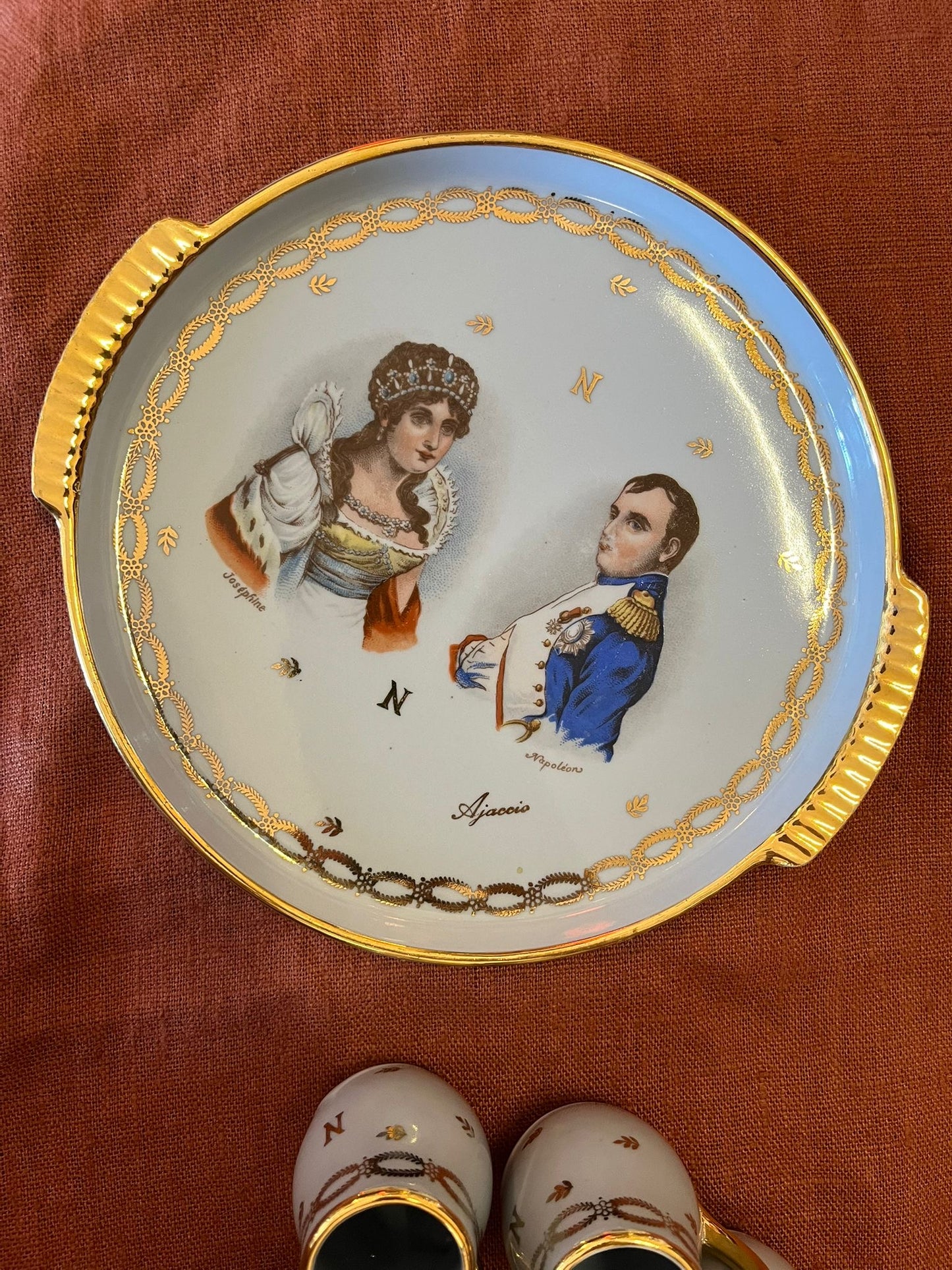 Service liqueur Napoléon Joséphine Ajaccio porcelaine France plateau 6 tasses